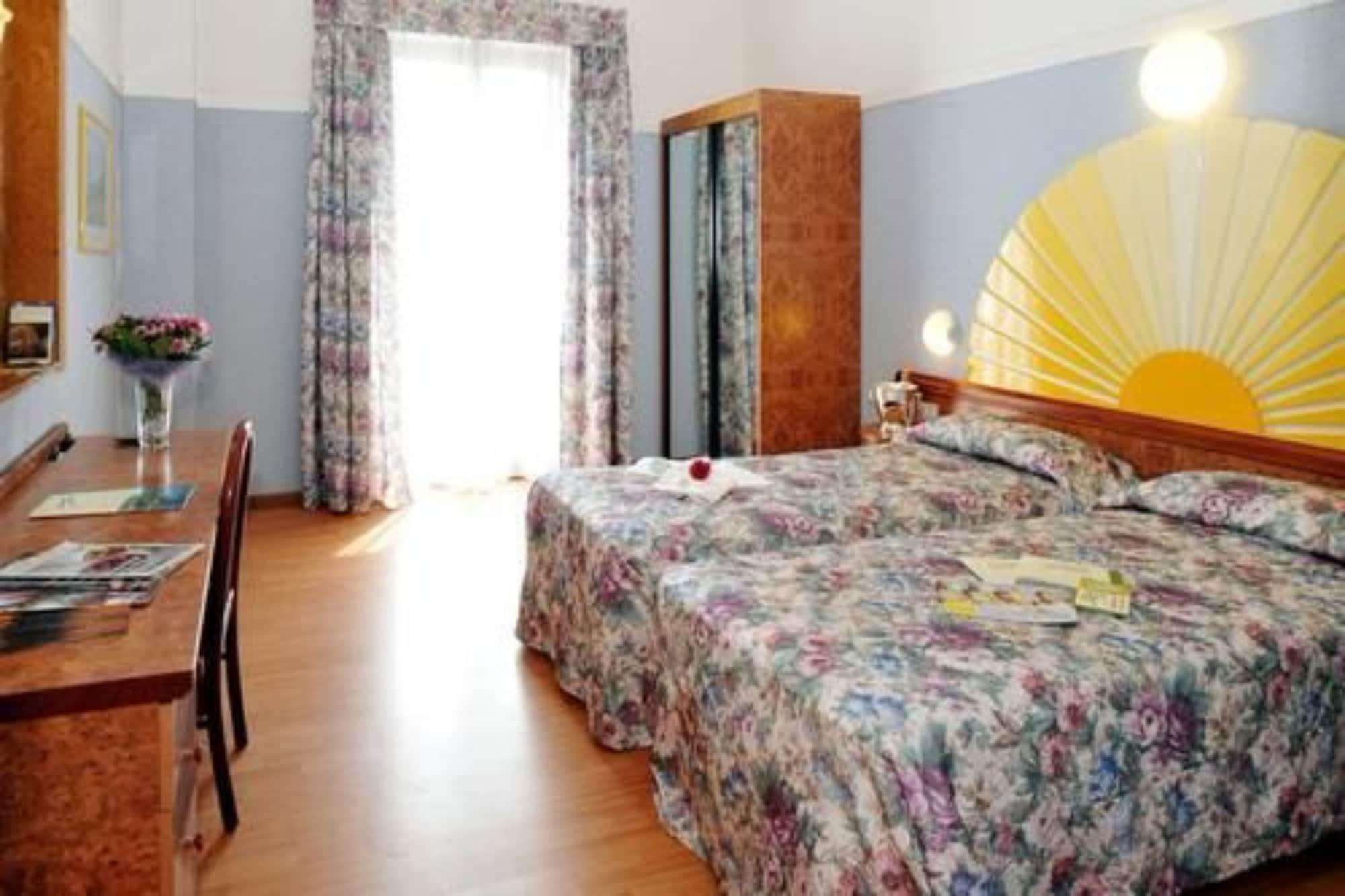Park Hotel Jolanda San Zeno di Montagna Eksteriør billede