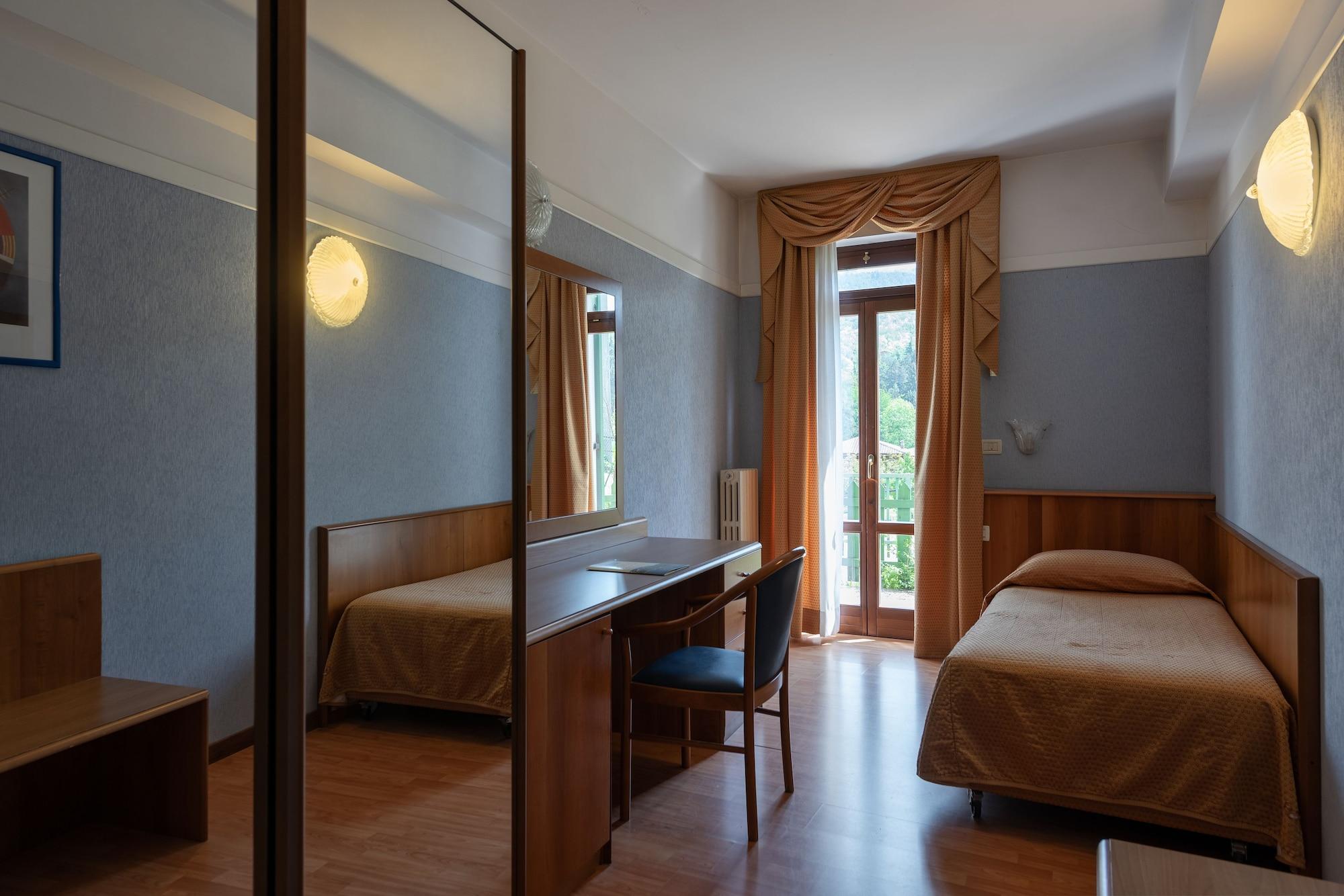 Park Hotel Jolanda San Zeno di Montagna Eksteriør billede