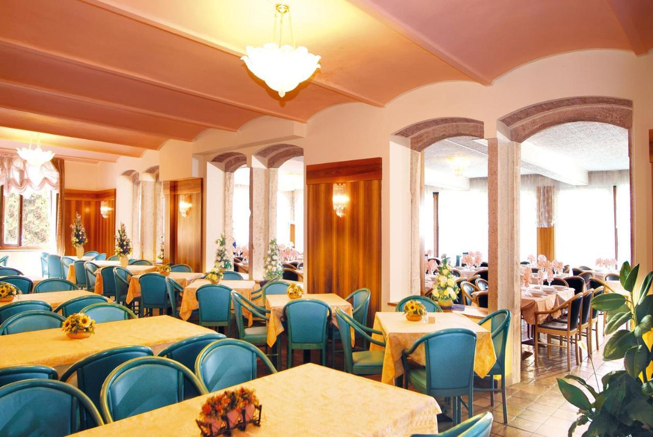 Park Hotel Jolanda San Zeno di Montagna Eksteriør billede
